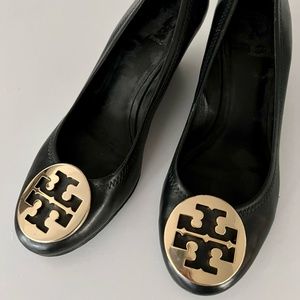 Tory Burch Sally Wedge - Size 9